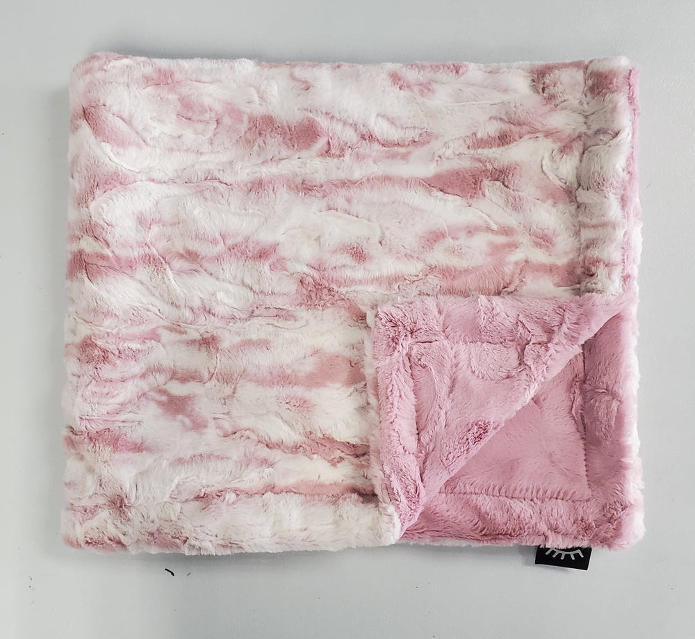 Winx and Blinx Marble Blush Blanket