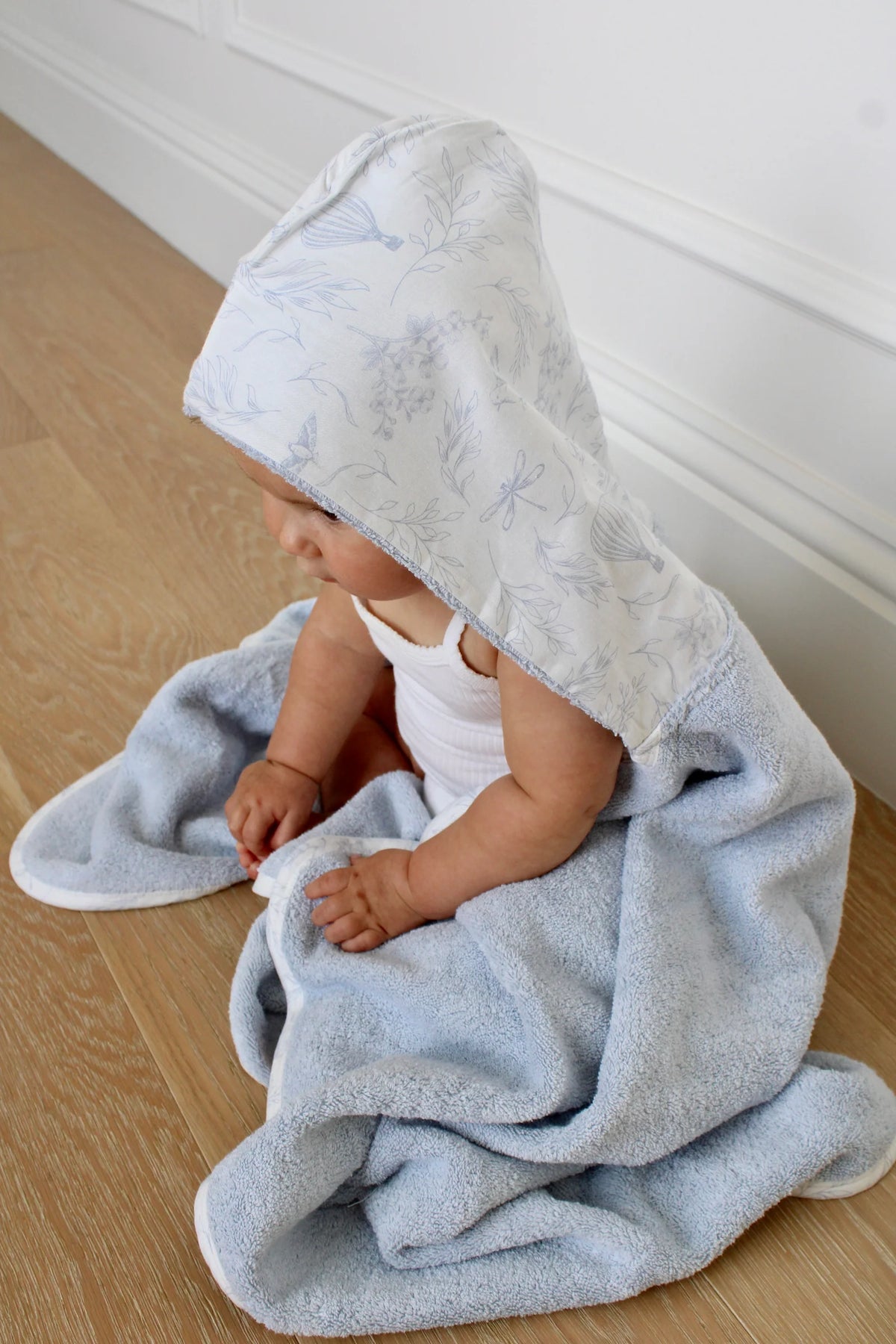 Little Threads Hooded Towels