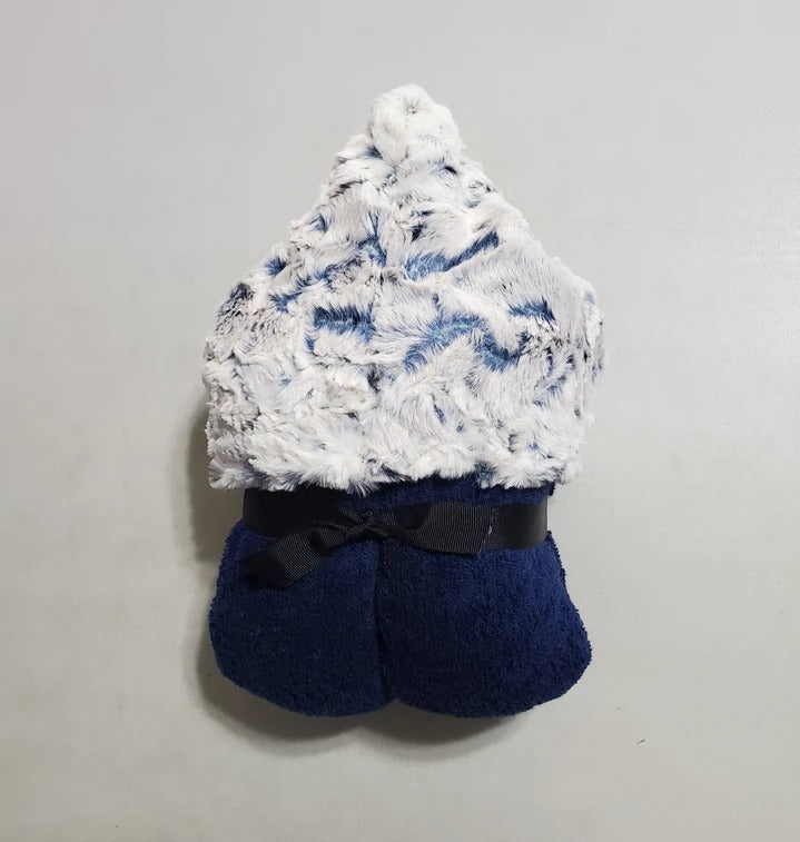 Winx & Blinx Owl Navy Hooded Towel