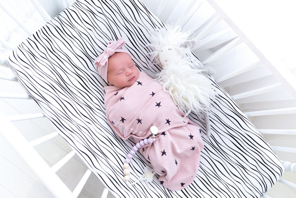 Ely's & Co. Adjustable Swaddle